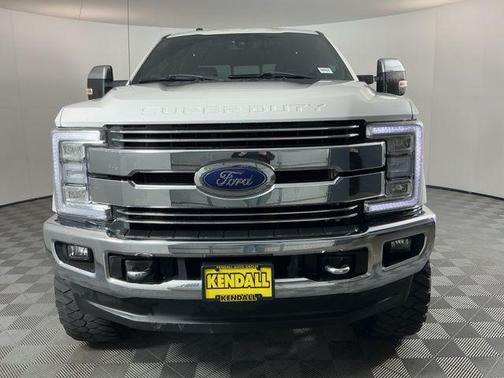 White Platinum 2018 Ford F-350 Platinum