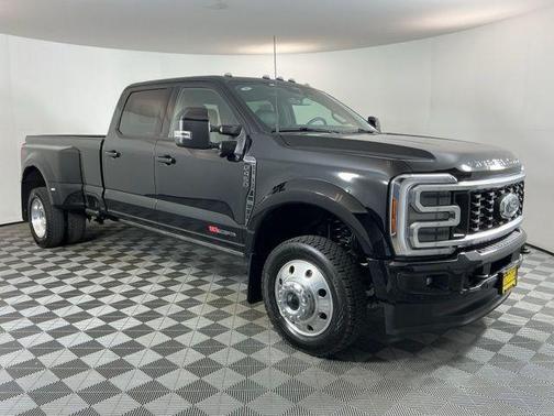 Black Metallic 2026 Ford F-450 Platinum