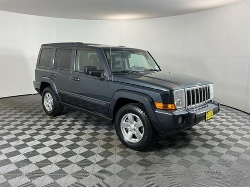 2008 Jeep Commander Sport