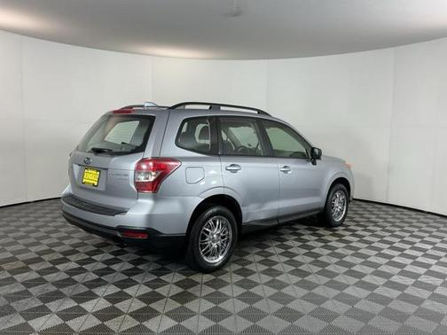 2016 Subaru Forester 2.5i