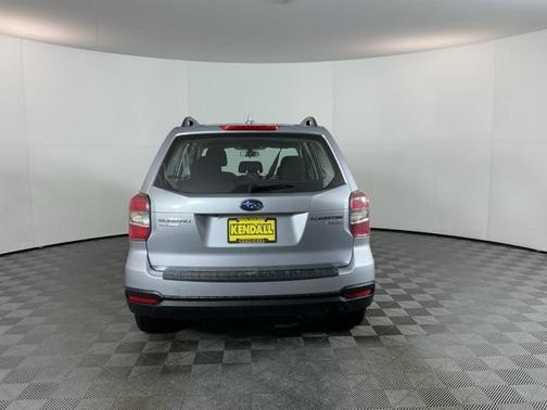 2016 Subaru Forester 2.5i