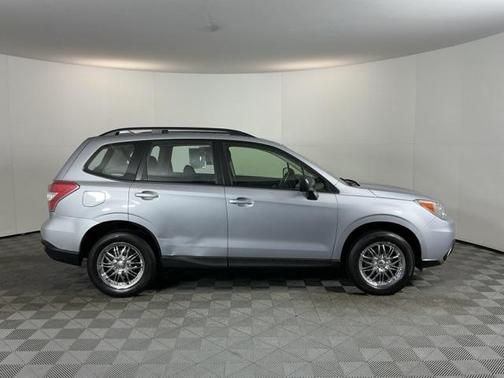 2016 Subaru Forester 2.5i