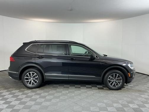 2020 Volkswagen Tiguan 2.0T SE 4MOTION