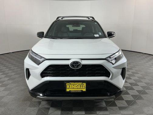 2025 Toyota RAV4 Hybrid SE