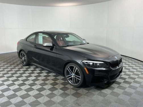 Black Sapphire Metallic 2018 BMW M240 i
