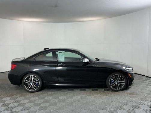 Black Sapphire Metallic 2018 BMW M240 i