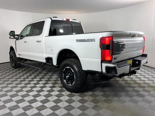 2025 Ford F-350 Platinum