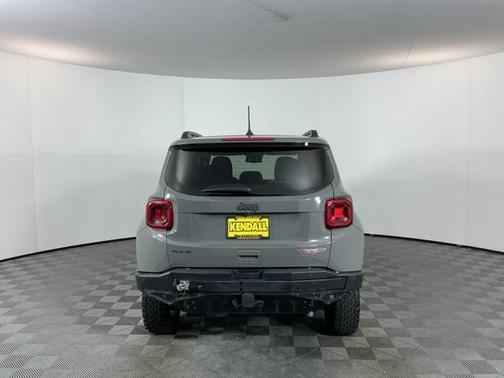 2020 Jeep Renegade Trailhawk