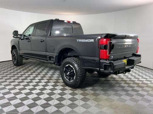 2025 Ford F-350 Platinum