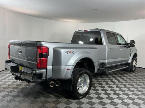 Iconic Silver Metallic 2024 Ford F-450 Lariat