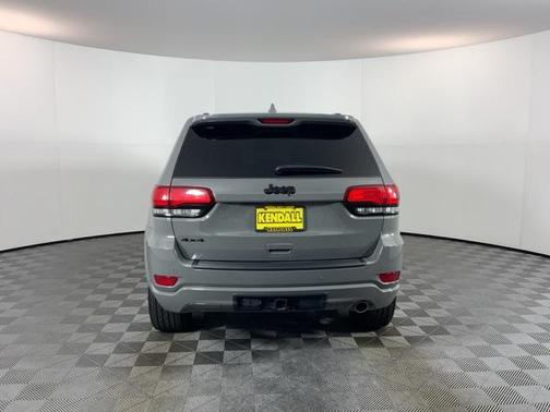 2021 Jeep Grand Cherokee Laredo