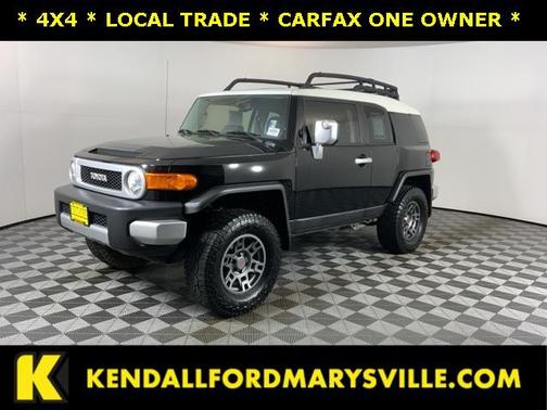 2014 Toyota FJ Cruiser Base