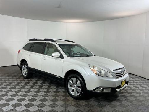 Satin White Pearl 2012 Subaru Outback 3.6R Limited
