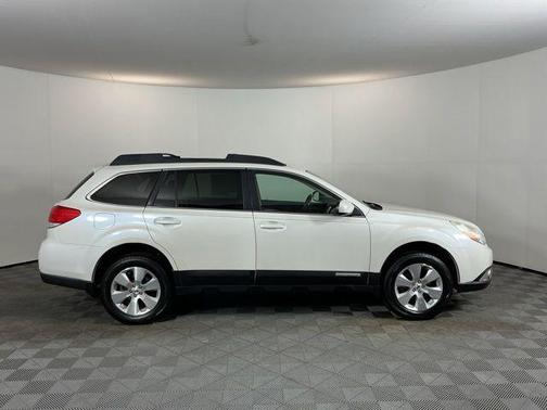 Satin White Pearl 2012 Subaru Outback 3.6R Limited