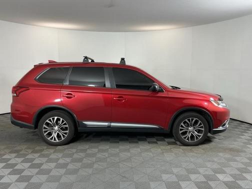 2018 Mitsubishi Outlander ES