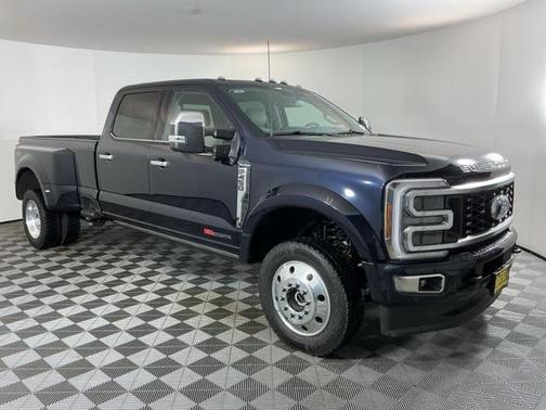 2025 Ford F-450 Platinum