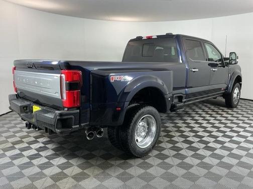 2025 Ford F-450 Platinum