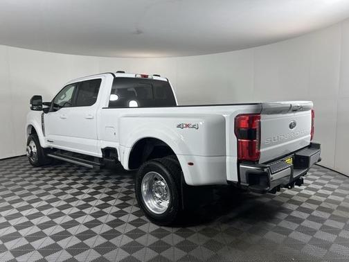 2024 Ford F-450 Lariat