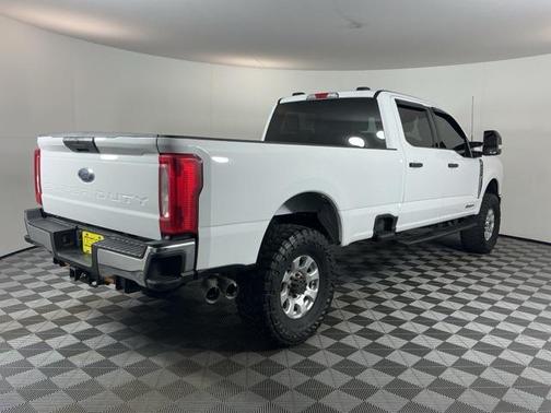 2023 Ford F-350 XLT
