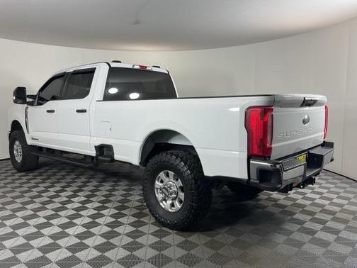 2023 Ford F-350 XLT