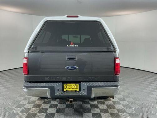 Dark Shadow Gray Clearcoat Metallic 2008 Ford F-250 XLT