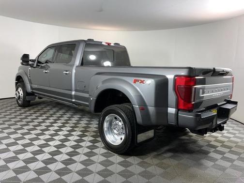 2022 Ford F-450 Platinum