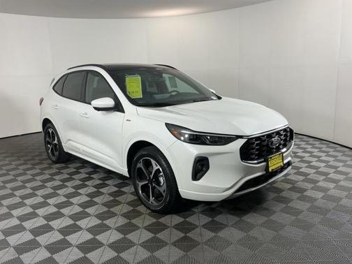 2025 Ford Escape ST-Line Elite