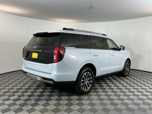 Silver Metallic 2025 Ford Expedition Platinum