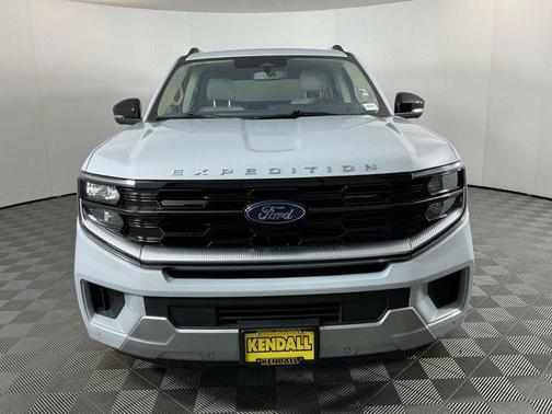 Silver Metallic 2025 Ford Expedition Platinum