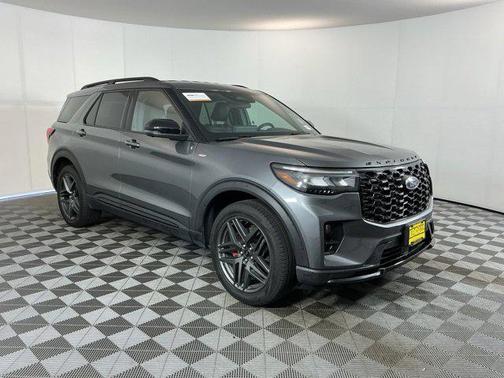 Gray Metallic 2025 Ford Explorer ST-Line