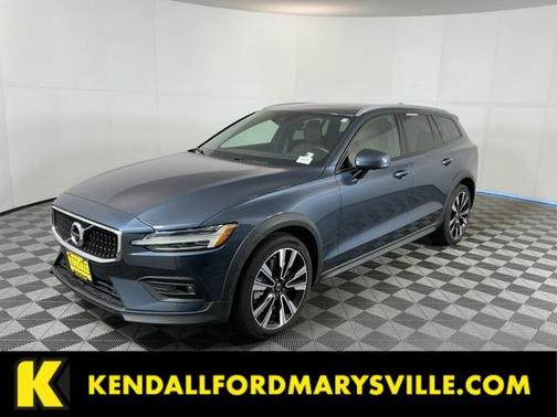 2021 Volvo V60 Cross Country T5