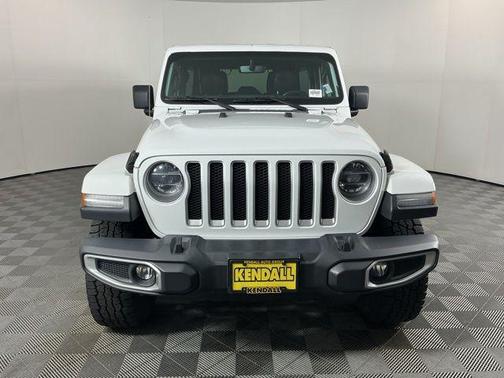 Bright White Clearcoat 2018 Jeep Wrangler Unlimited Sahara