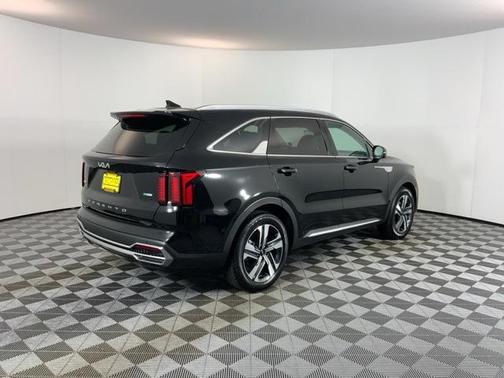 2022 Kia Sorento Hybrid EX