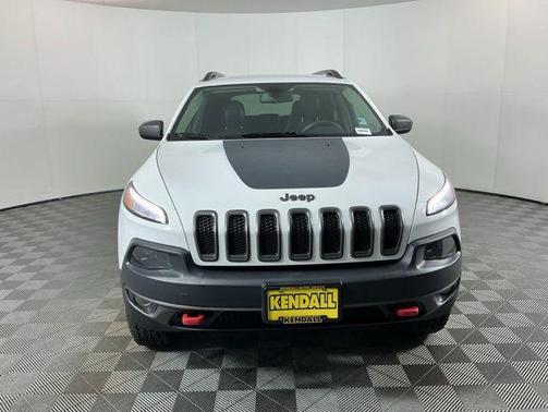 Bright White Clearcoat 2017 Jeep Cherokee Trailhawk