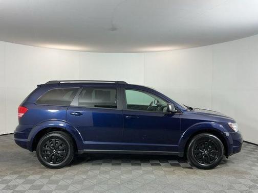 Contusion Blue Pearlcoat 2018 Dodge Journey SE