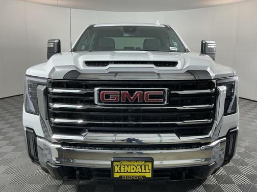 2025 GMC Sierra 3500 SLT
