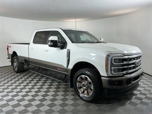 Star White Metallic Tri-Coat 2023 Ford F-350 King Ranch