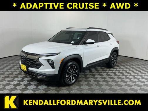 Iridescent Pearl Tricoat 2025 Chevrolet Trailblazer ACTIV