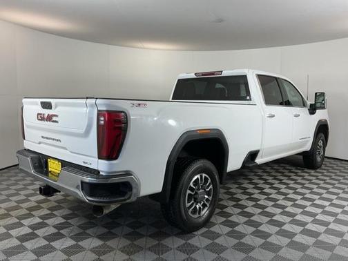 2025 GMC Sierra 3500 SLT