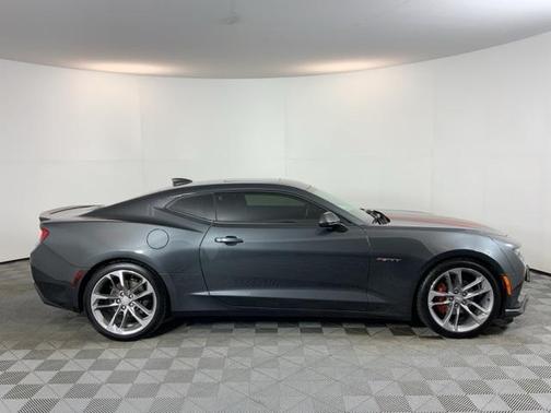 2017 Chevrolet Camaro 2LT