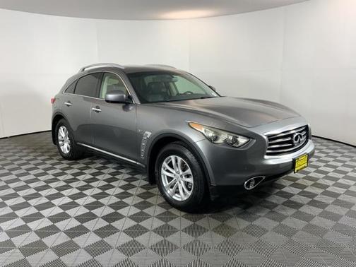 2015 INFINITI QX70 Base