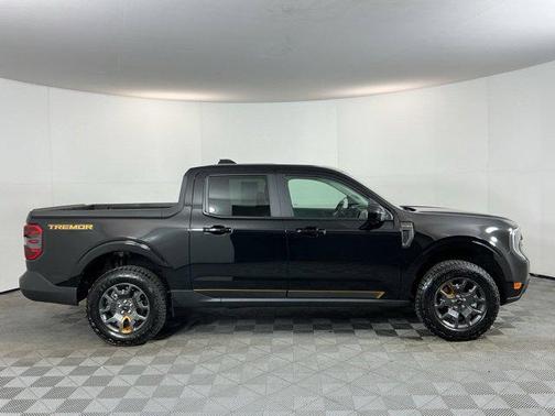 Shadow Black 2026 Ford Maverick Tremor