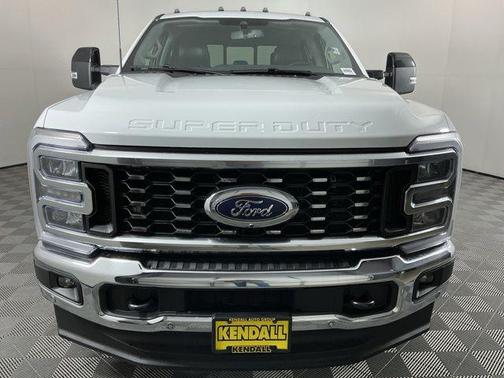 Oxford White 2025 Ford F-350 Lariat