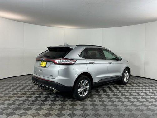 Ingot Silver 2017 Ford Edge SEL