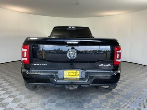 2021 RAM 3500 Limited Crew Cab 4x4 8' Box