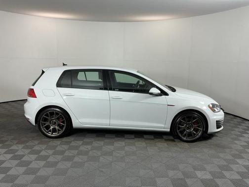 2017 Volkswagen Golf GTI 2.0T S 4-Door