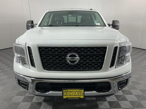 2019 Nissan Titan SV