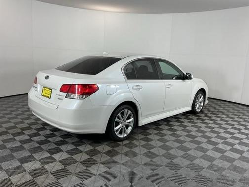 2014 Subaru Legacy Premium