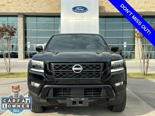 2023 Nissan Frontier SV