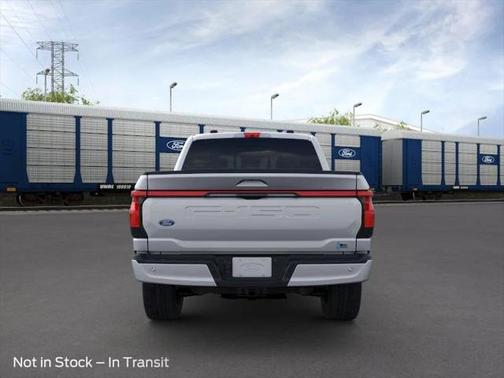 2025 Ford F-150 Lightning LARIAT